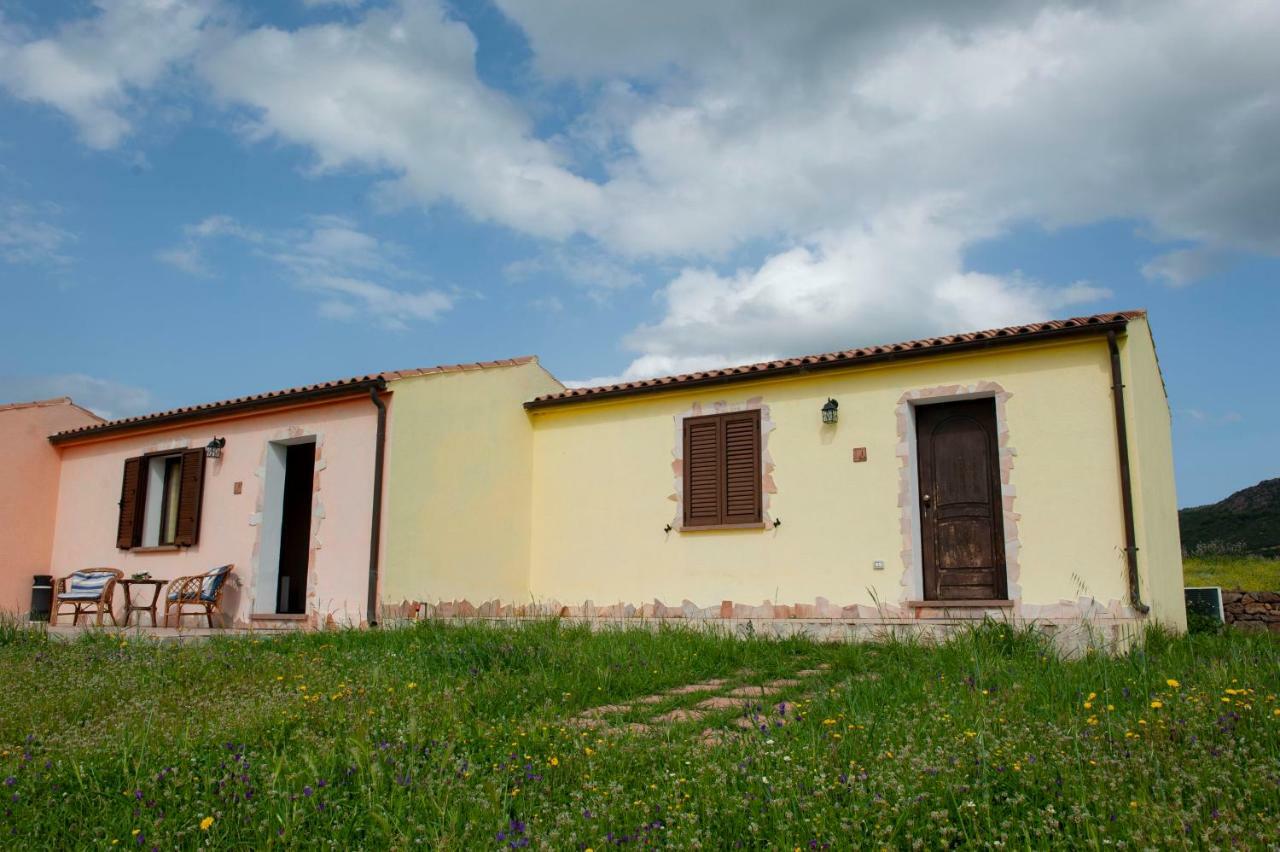 סנטה מריה Agriturismo B&B Casteldoria מראה חיצוני תמונה