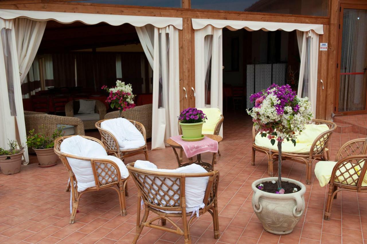 סנטה מריה Agriturismo B&B Casteldoria מראה חיצוני תמונה